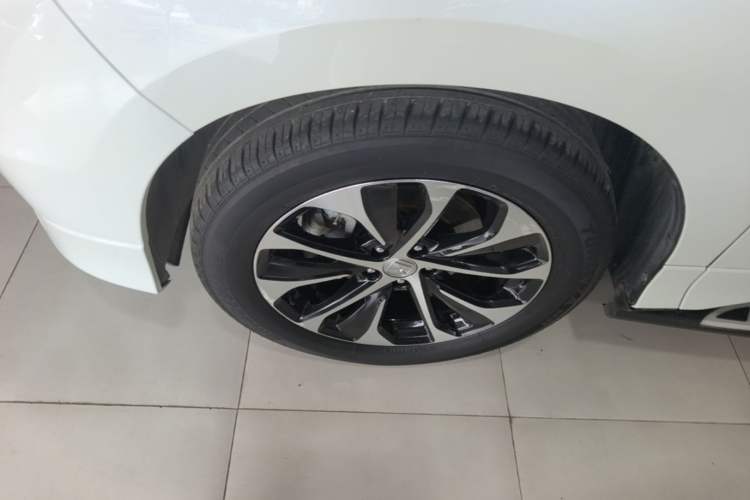 Used Honda Avancier 2017 240TURBO Two-Wheel Drive Elite Edition Left Front Wheel Hub