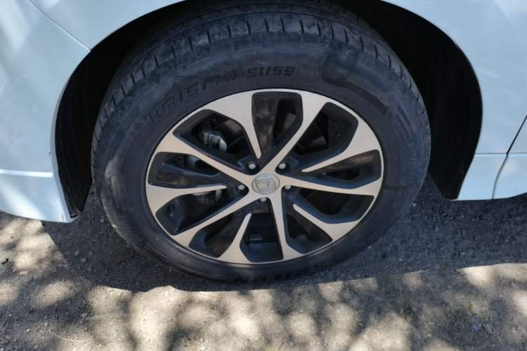 Used Honda Avancier 2017 240TURBO Two-Wheel Drive Luxury Edition Left Front Wheel Hub