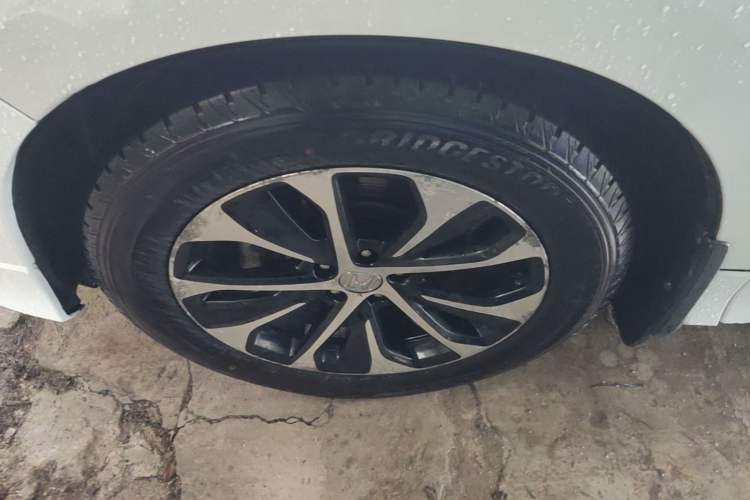 Used Honda Avancier 2017 240TURBO Two-Wheel Drive Luxury Edition Left Front Wheel Hub