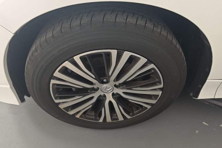 Used Honda Avancier 2017 370TURBO 2WD Luxury Edition Left Front Wheel Hub