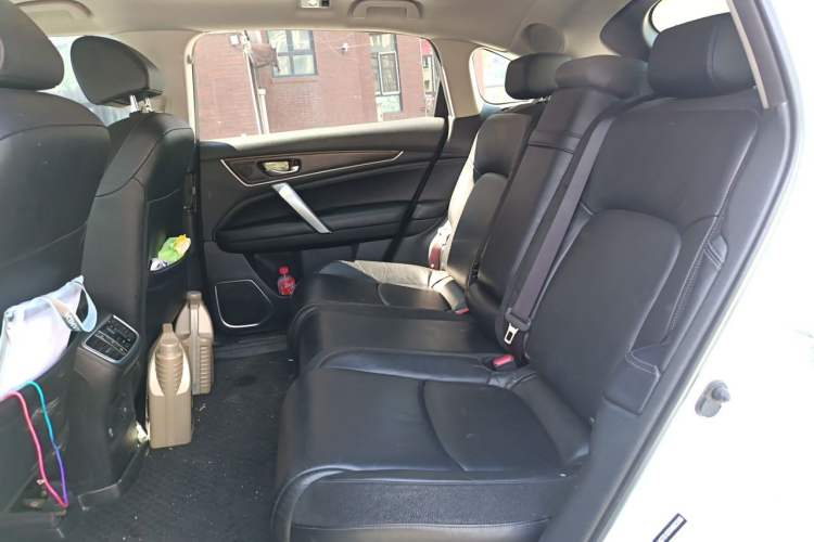 Used Honda Avancier 2017 240TURBO Two-Wheel Drive Premium Edition Left Rear Seat