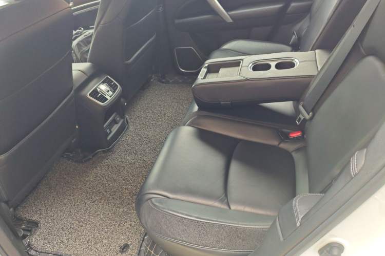 Used Honda Avancier 2017 240TURBO Two-Wheel Drive Premium Edition Left Rear Seat
