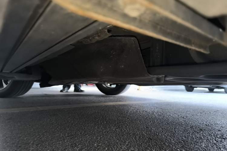Used Honda Avancier 2017 240TURBO Two-Wheel Drive Comfort Version Left Side Sill