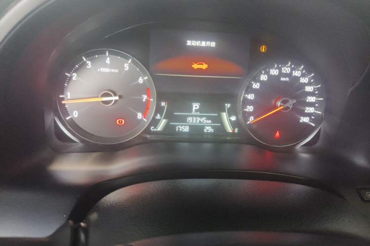 Used Honda Avancier 2017 240TURBO Two-Wheel Drive Premium Edition Odometer Close Up
