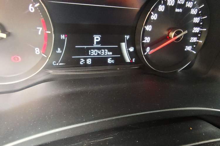 Used Honda Avancier 2017 240TURBO Two-Wheel Drive Elite Edition Odometer Close Up