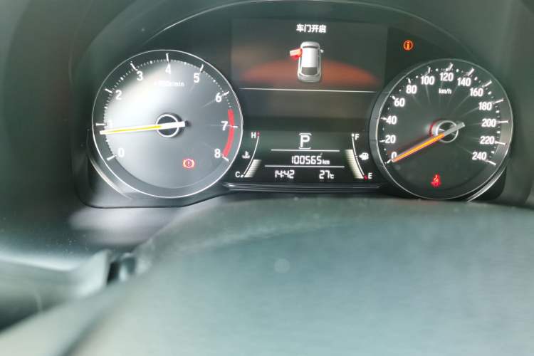 Used Honda Avancier 2017 240TURBO Two-Wheel Drive Premium Edition Odometer Close Up