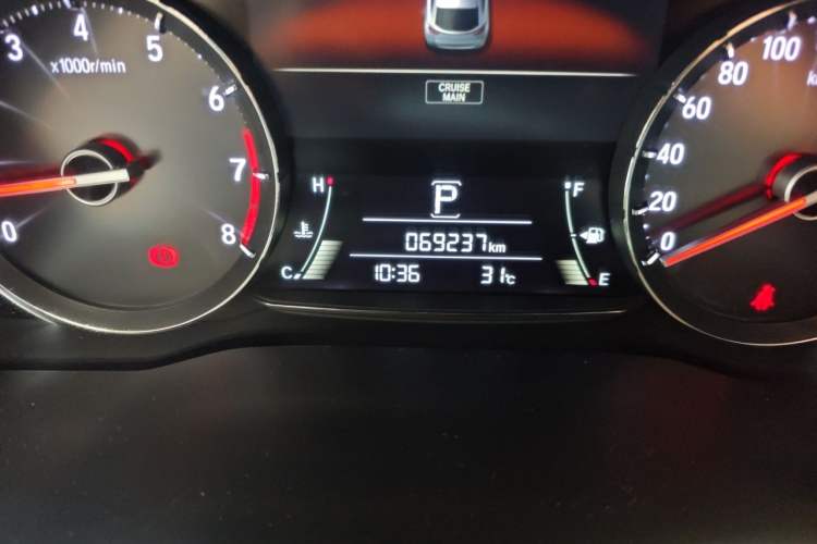 Used Honda Avancier 2017 240TURBO Two-Wheel Drive Premium Edition Odometer Close Up