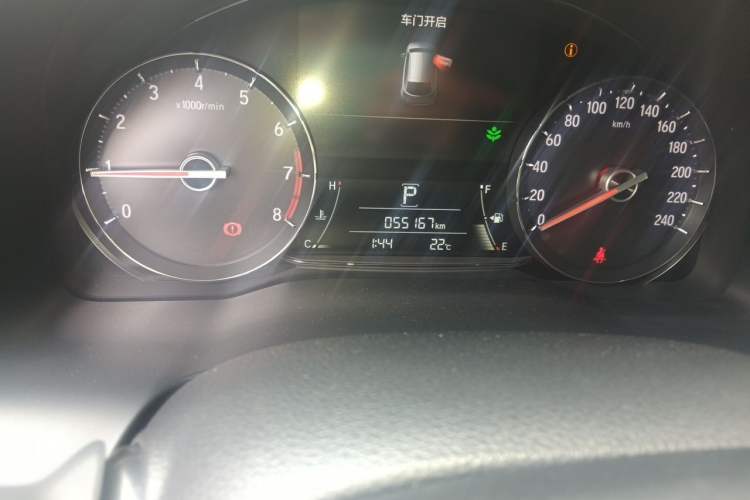 Used Honda Avancier 2017 240TURBO Two-Wheel Drive Luxury Edition Odometer Close Up