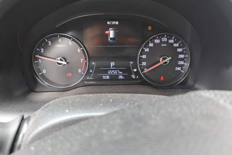 Used Honda Avancier 2017 240TURBO Two-Wheel Drive Elite Edition Odometer Close Up