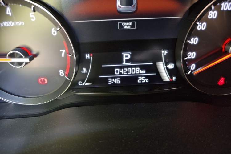 Used Honda Avancier 2017 240TURBO Two-Wheel Drive Elite Edition Odometer Close Up