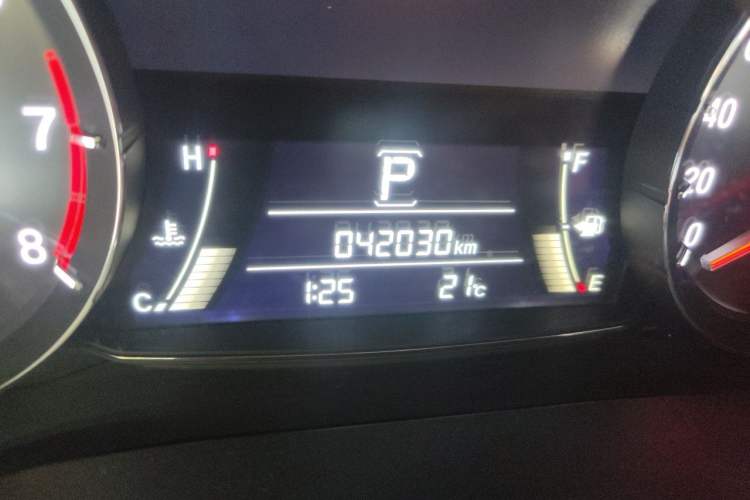 Used Honda Avancier 2017 240TURBO Two-Wheel Drive Comfort Version Odometer Close Up