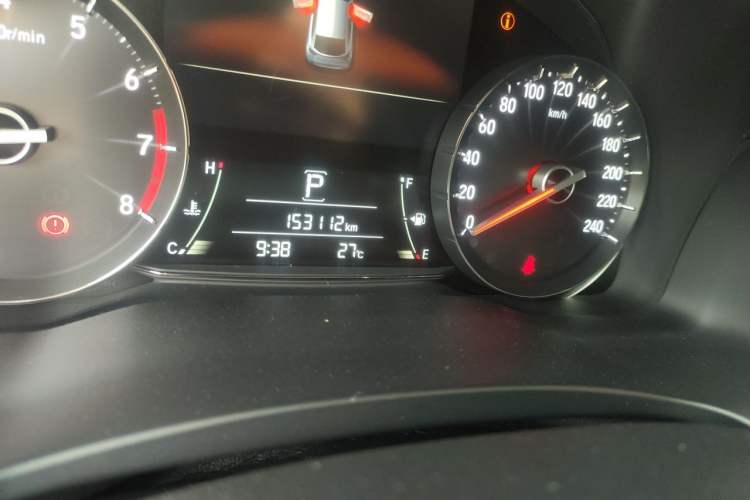 Used Honda Avancier 2017 240TURBO Two-Wheel Drive Elite Edition Odometer Close Up