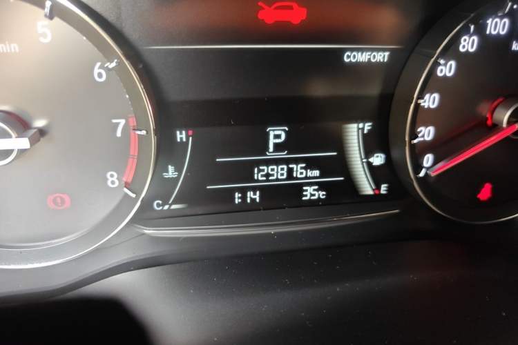 Used Honda Avancier 2017 370TURBO 2WD Luxury Edition Odometer Close Up