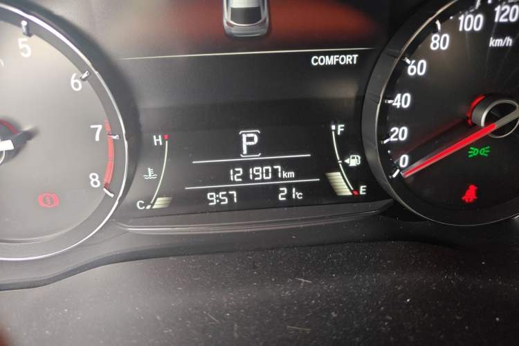 Used Honda Avancier 2017 370TURBO Four-Wheel Drive Supreme Edition Odometer Close Up