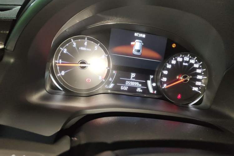 Used Honda Avancier 2017 240TURBO Two-Wheel Drive Premium Edition Odometer Close Up