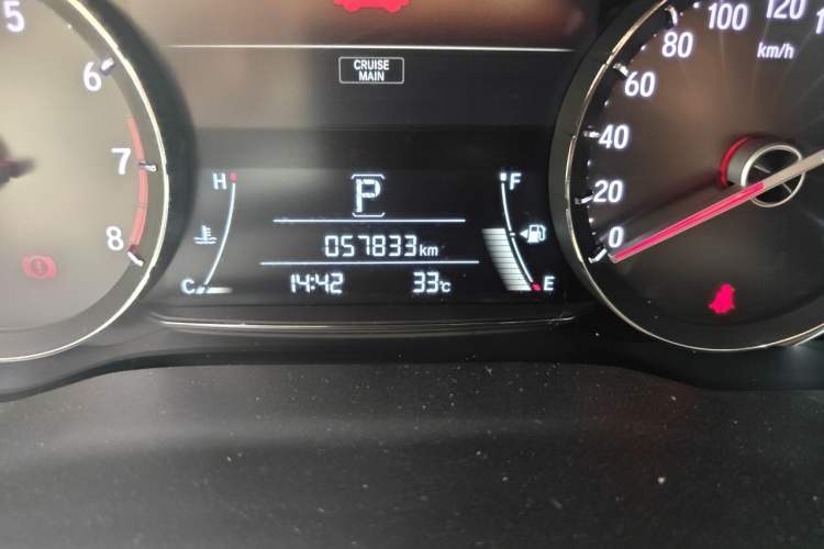 Used Honda Avancier 2017 240TURBO Two-Wheel Drive Premium Edition Odometer Close Up