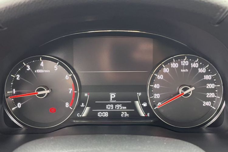 Used Honda Avancier 2017 240TURBO Two-Wheel Drive Elite Edition Odometer Close Up