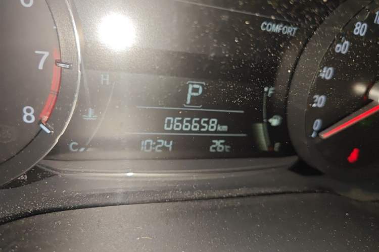 Used Honda Avancier 2017 370TURBO 2WD Luxury Edition Odometer Close Up