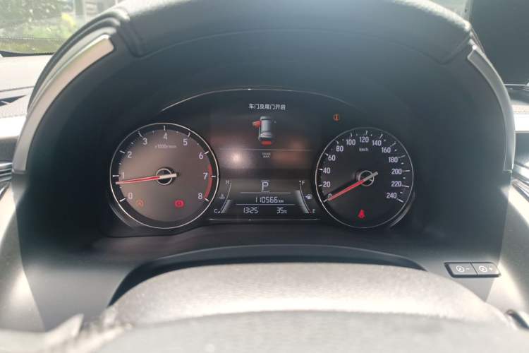 Used Honda Avancier 2017 240TURBO Two-Wheel Drive Elite Edition Odometer Close Up