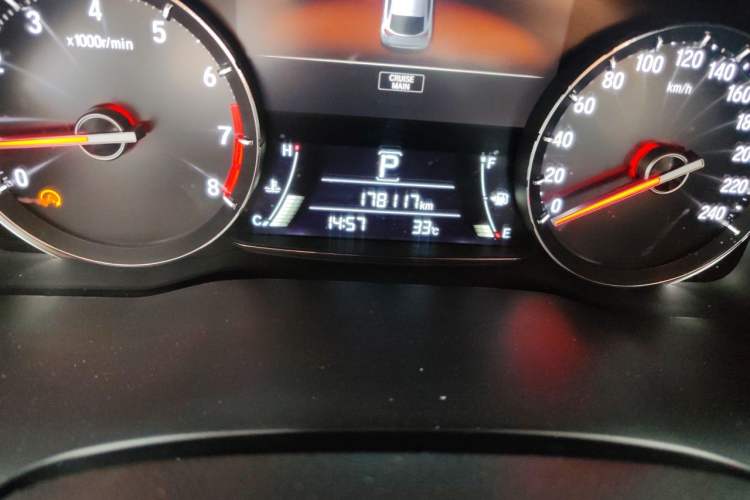 Used Honda Avancier 2017 240TURBO Two-Wheel Drive Premium Edition Odometer Close Up