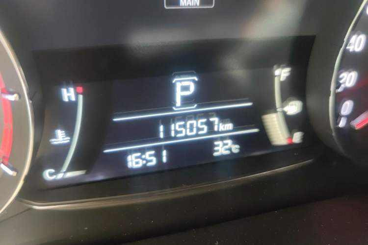Used Honda Avancier 2017 240TURBO Two-Wheel Drive Luxury Edition Odometer Close Up