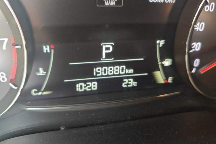 Used Honda Avancier 2017 370TURBO 2WD Luxury Edition Odometer Close Up