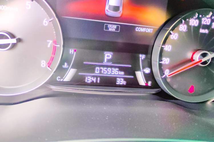 Used Honda Avancier 2017 240TURBO Two-Wheel Drive Premium Edition Odometer Close Up