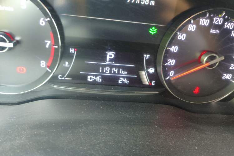 Used Honda Avancier 2017 240TURBO Two-Wheel Drive Luxury Edition Odometer Close Up