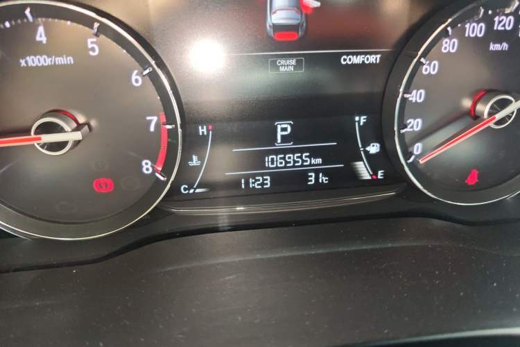 Used Honda Avancier 2017 370TURBO Four-Wheel Drive Prestige Edition Odometer Close Up