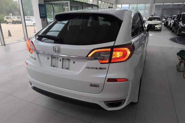 Used Honda Avancier 2017 240TURBO Two-Wheel Drive Luxury Edition Rear Right 45 Deg