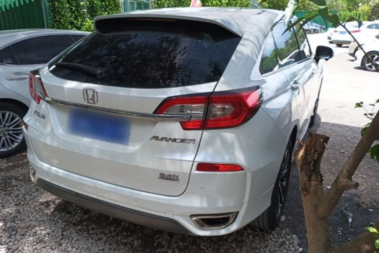 Used Honda Avancier 2017 240TURBO Two-Wheel Drive Premium Edition Rear Right 45 Deg
