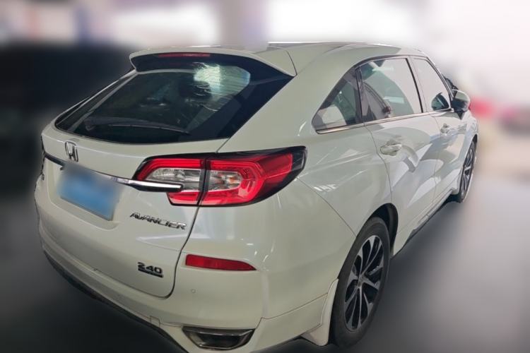 Used Honda Avancier 2017 240TURBO Two-Wheel Drive Premium Edition Rear Right 45 Deg