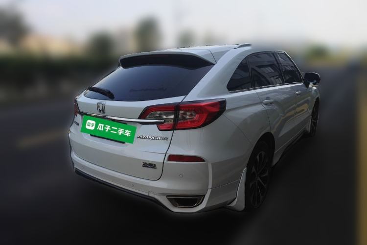Used Honda Avancier 2017 240TURBO Two-Wheel Drive Luxury Edition Rear Right 45 Deg