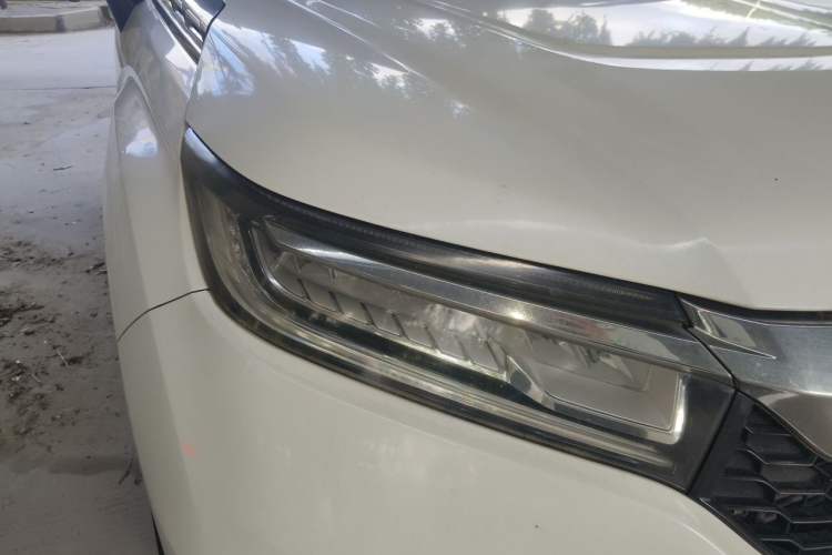 Used Honda Avancier 2017 240TURBO Two-Wheel Drive Premium Edition Right Front Headlight
