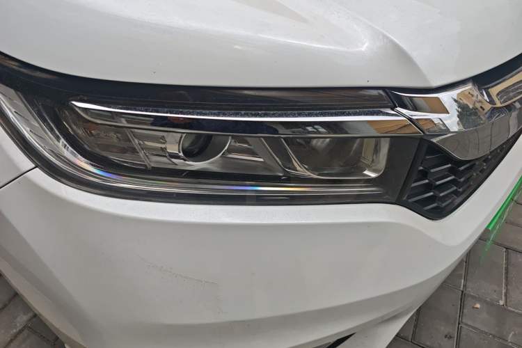 Used Honda Avancier 2017 240TURBO Two-Wheel Drive Elite Edition Right Front Headlight