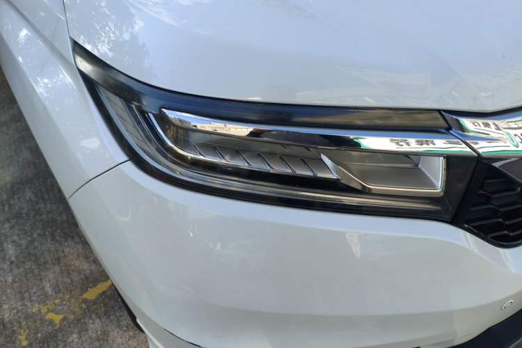 Used Honda Avancier 2017 240TURBO Two-Wheel Drive Premium Edition Right Front Headlight
