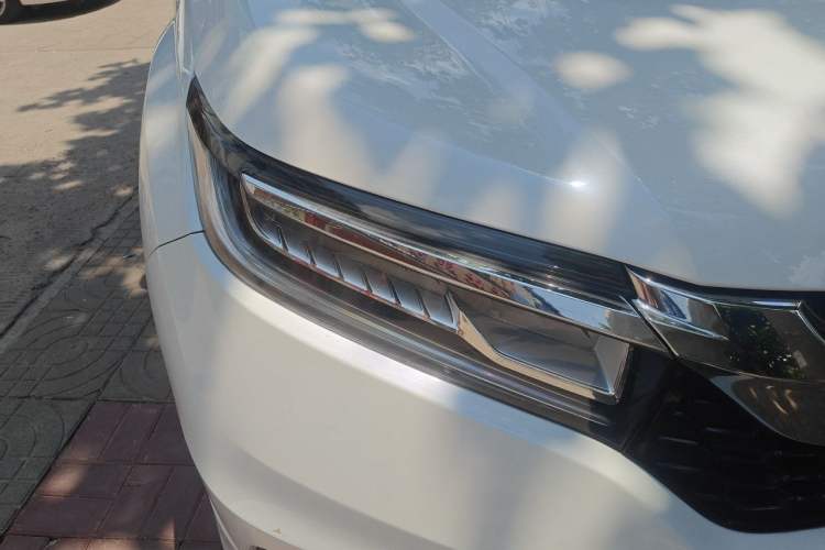 Used Honda Avancier 2017 240TURBO Two-Wheel Drive Luxury Edition Right Front Headlight