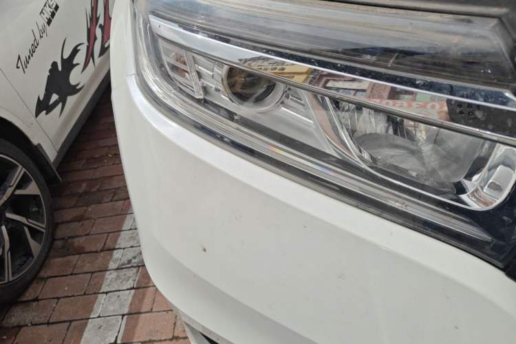 Used Honda Avancier 2017 240TURBO Two-Wheel Drive Elite Edition Right Front Headlight