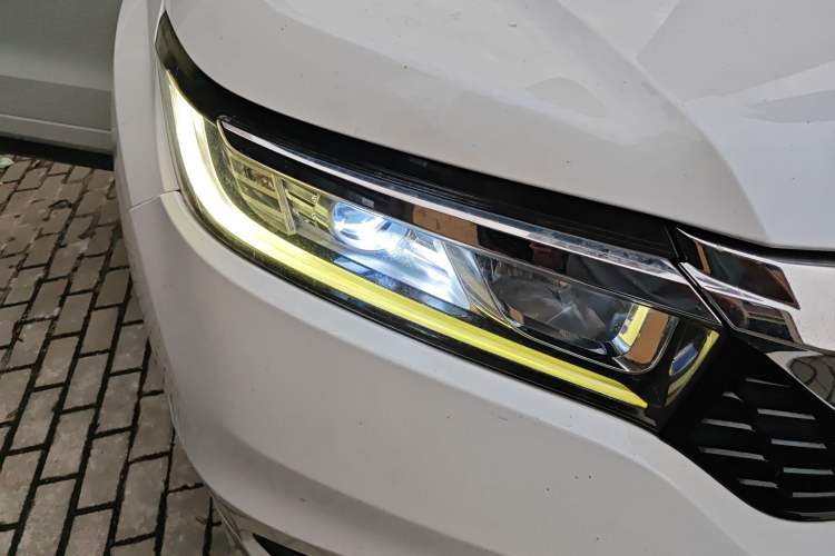Used Honda Avancier 2017 240TURBO Two-Wheel Drive Comfort Version Right Front Headlight