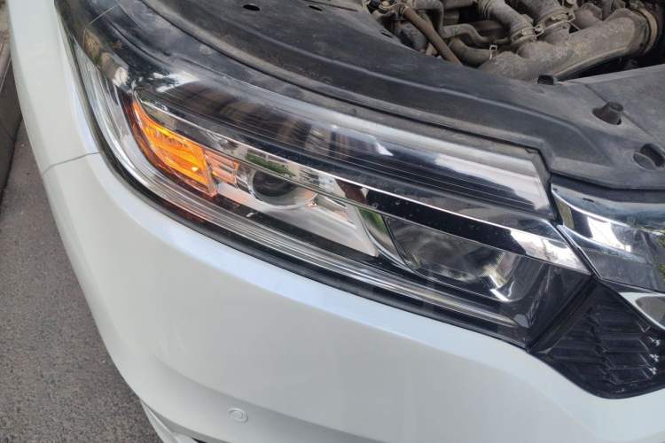Used Honda Avancier 2017 240TURBO Two-Wheel Drive Comfort Version Right Front Headlight