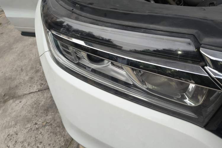 Used Honda Avancier 2017 240TURBO Two-Wheel Drive Comfort Version Right Front Headlight