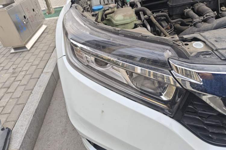 Used Honda Avancier 2017 240TURBO Two-Wheel Drive Luxury Edition Right Front Headlight