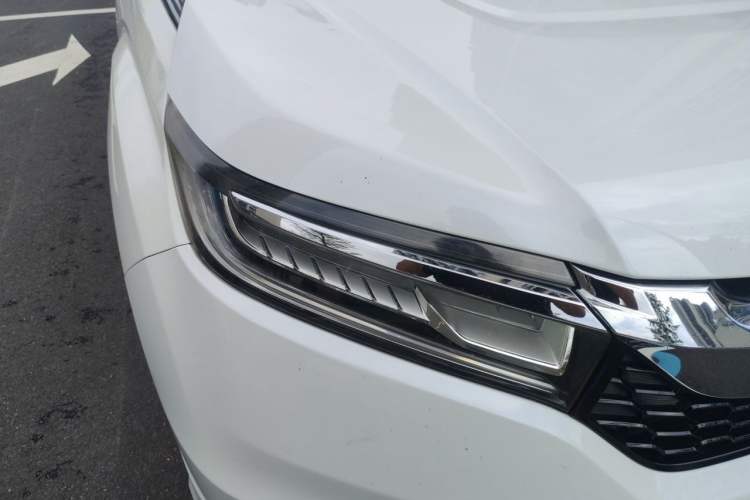 Used Honda Avancier 2017 240TURBO Two-Wheel Drive Premium Edition Right Front Headlight