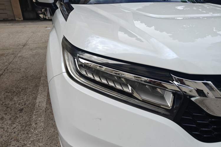 Used Honda Avancier 2017 240TURBO Two-Wheel Drive Premium Edition Right Front Headlight