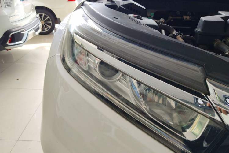 Used Honda Avancier 2017 240TURBO Two-Wheel Drive Comfort Version Right Front Headlight