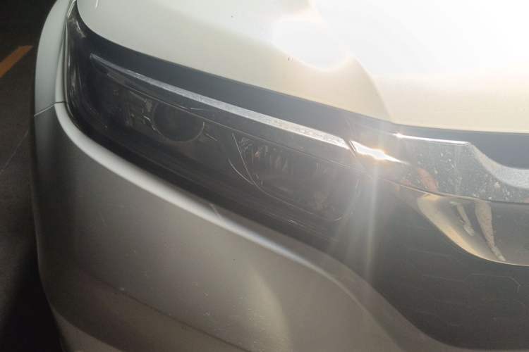 Used Honda Avancier 2017 240TURBO Two-Wheel Drive Elite Edition Right Front Headlight