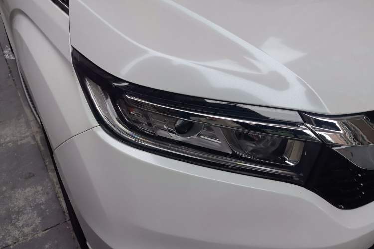 Used Honda Avancier 2017 240TURBO Two-Wheel Drive Luxury Edition Right Front Headlight