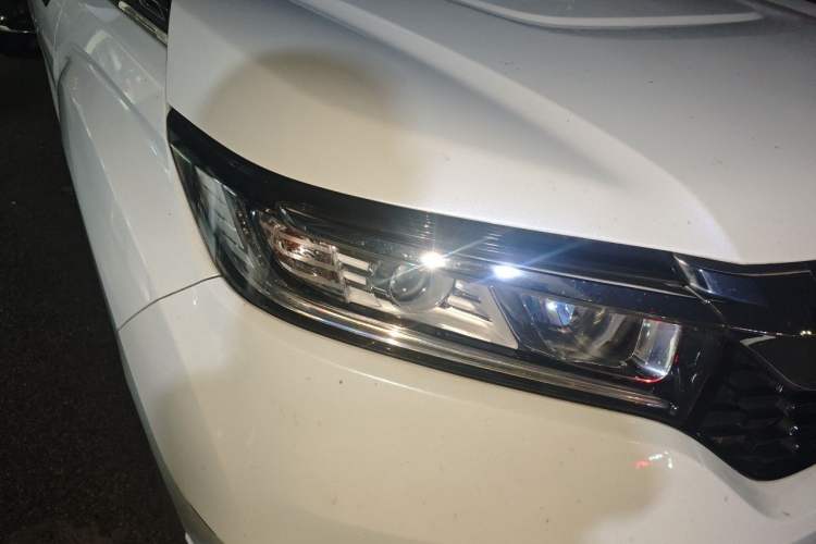 Used Honda Avancier 2017 240TURBO Two-Wheel Drive Comfort Version Right Front Headlight