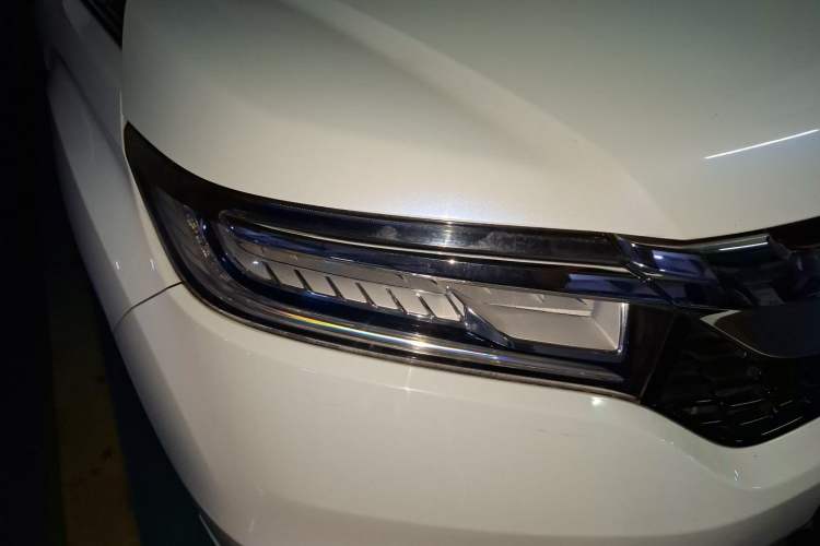 Used Honda Avancier 2017 370TURBO 2WD Luxury Edition Right Front Headlight