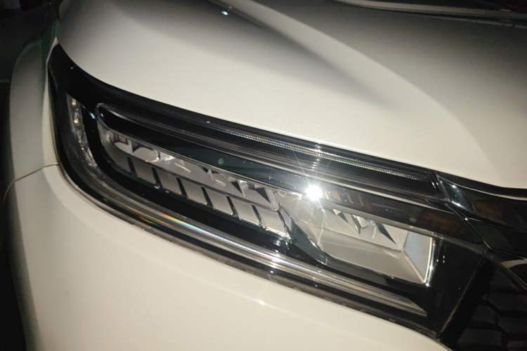 Used Honda Avancier 2017 370TURBO 2WD Luxury Edition Right Front Headlight